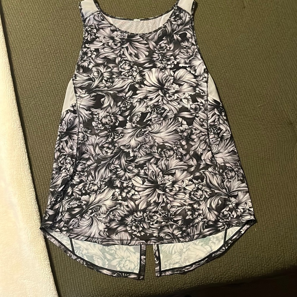 Lululemon Workout Tank Top